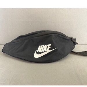Nike Heritage Waistpack Black White Logo Pack Hip Bag BA5750-010 Mens Womens
